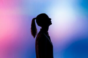 人手不足で仕事が回らない…人を増やせない小さな会社の「業務を減らす」3ステップ